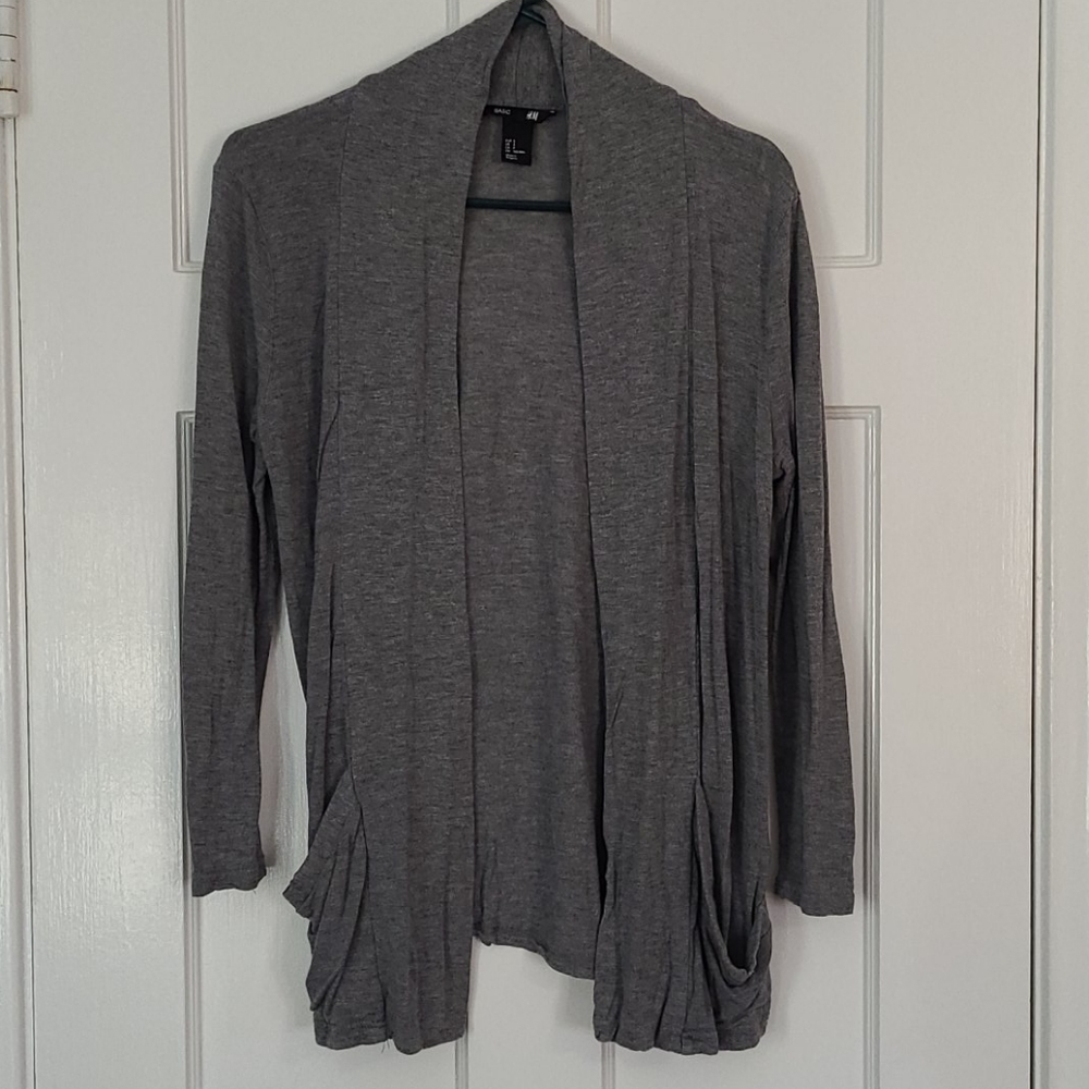 H&M Gray sweater